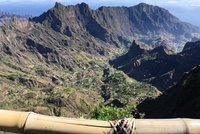 Santo Antão: Blick in den Cova Krater