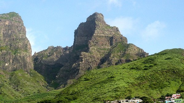 unberührte Bergwelt auf São Nicolau