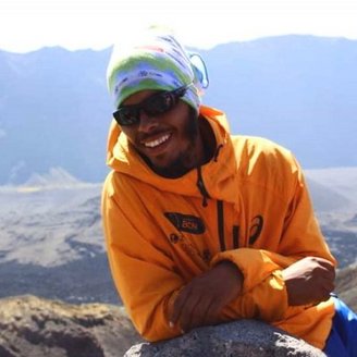 Guide Gerry aus Fogo Guide Gerry aus Fogo